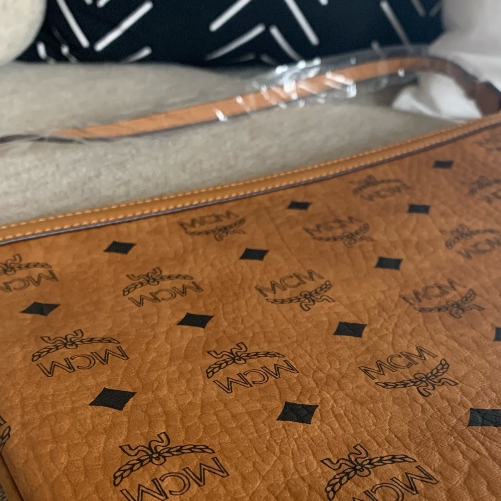 SOLD • *NEW* MCM Visetos Pouch